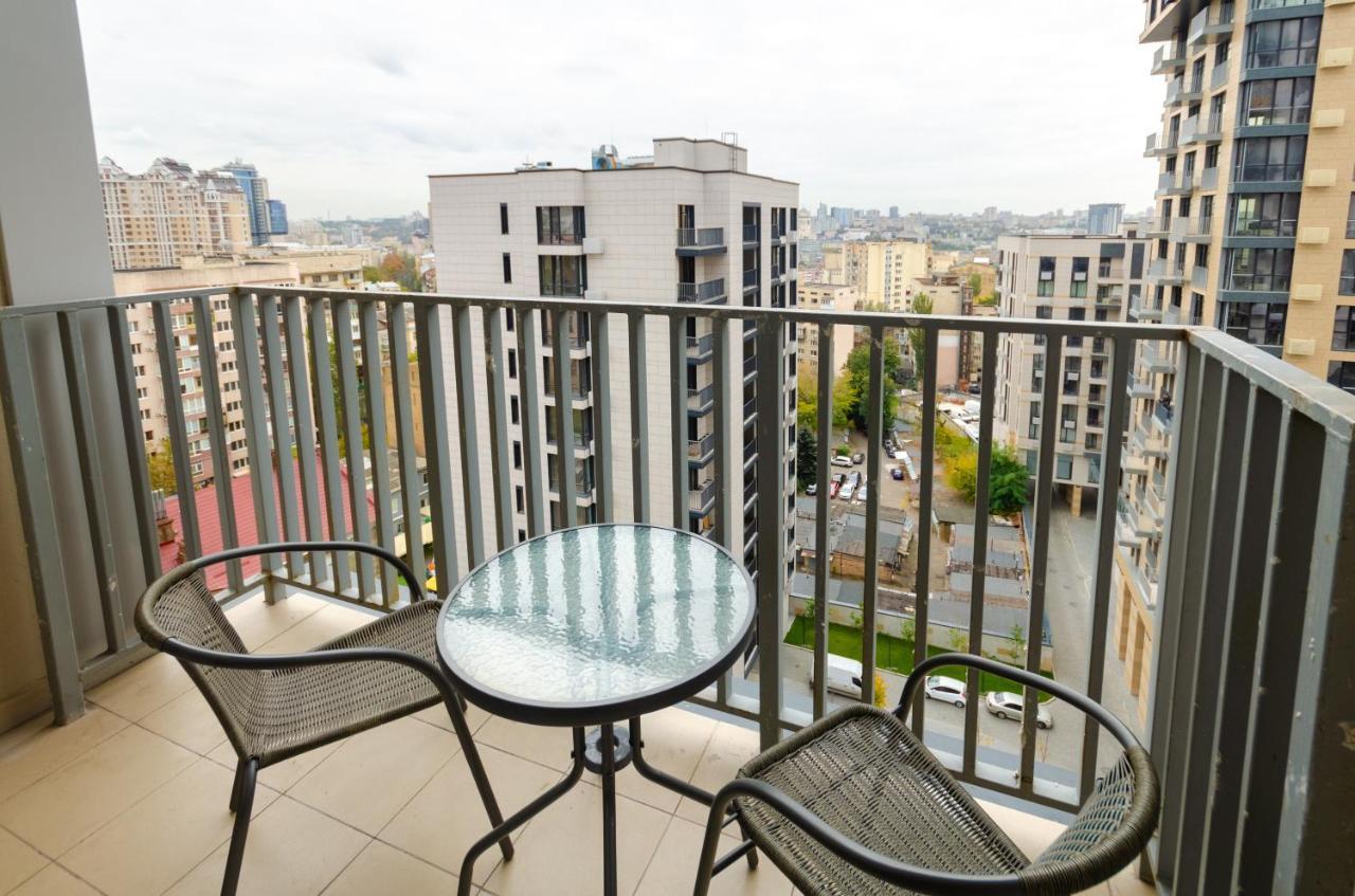 Petrovdom 160-161-166-3A-3B-131A-104A In Beautiful Apartments In Rc "Yaroslaviv Grad" Київ Екстер'єр фото