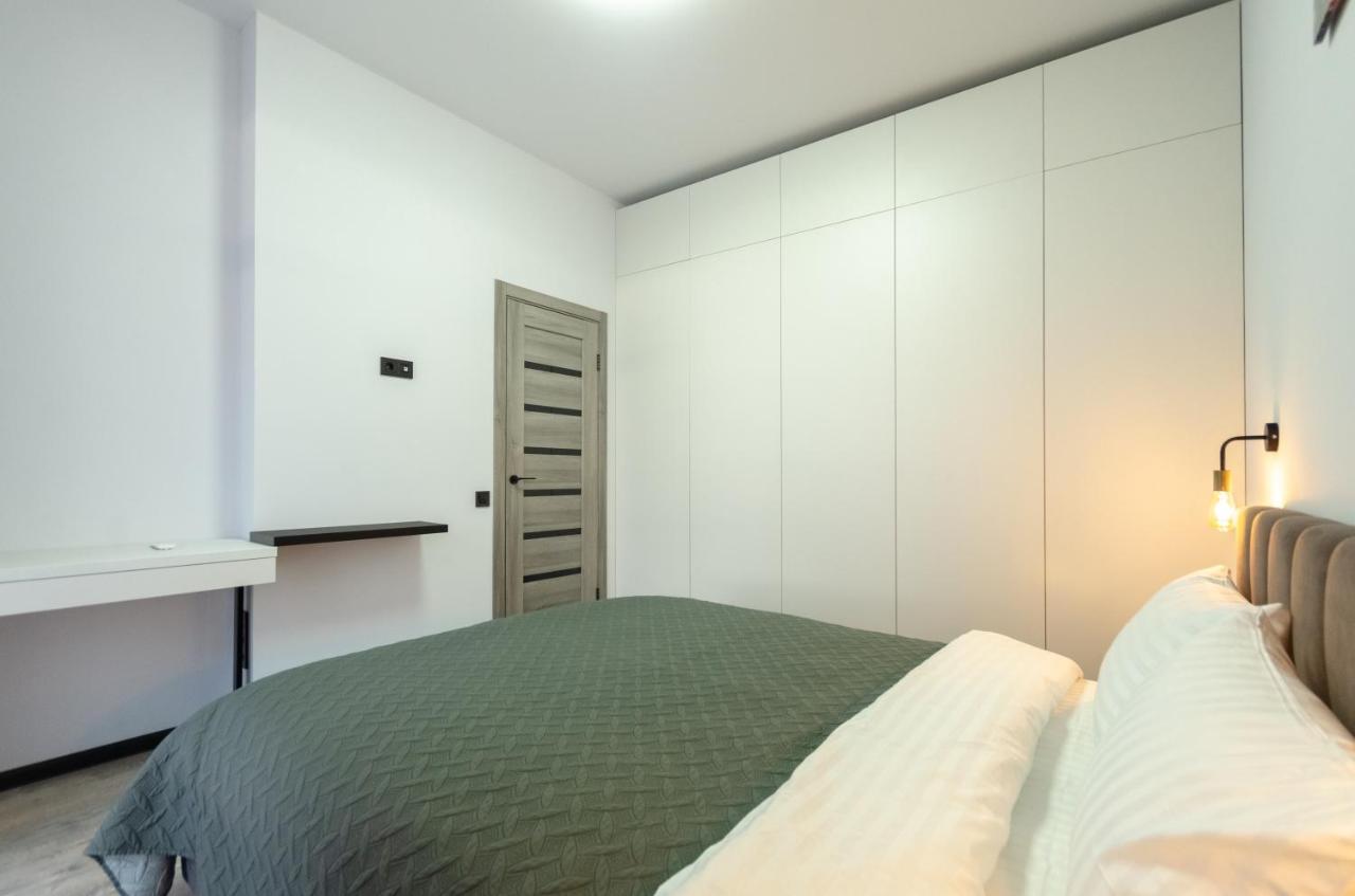 Petrovdom 160-161-166-3A-3B-131A-104A In Beautiful Apartments In Rc "Yaroslaviv Grad" Київ Екстер'єр фото